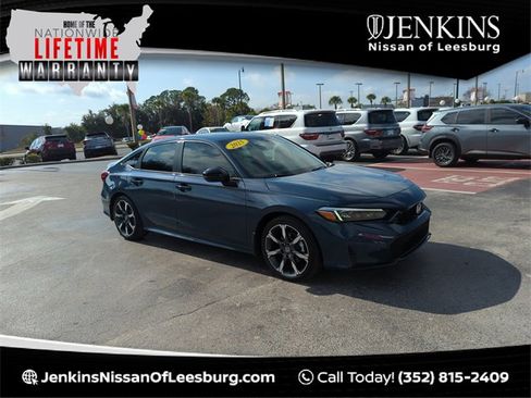 Used 2025 Honda Civic Sport image 1