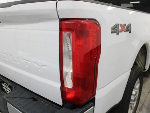 Used 2024 Ford F250 XLT image 18