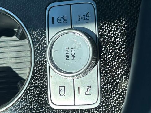 Used 2025 Genesis GV80 3.5T e-SC AWD/4WD image 35
