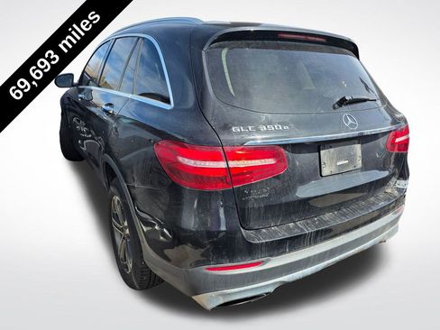Used 2019 Mercedes-Benz GLC 350e GLC 350e image 2