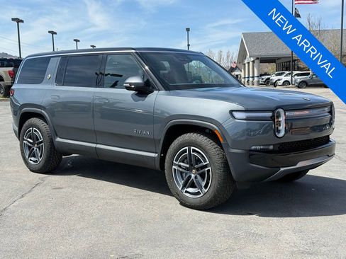 Used 2026 Rivian R1S Adventure AWD/4WD image 1