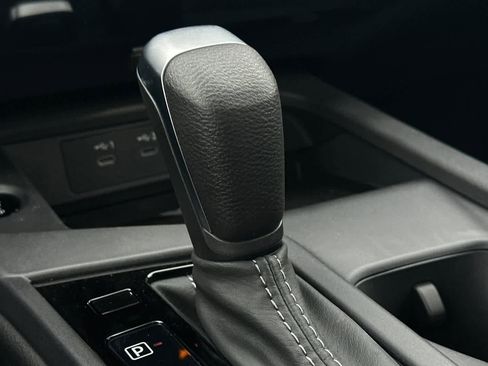 New 2026 Nissan Sentra SV w/ SV Convenience Package FWD image 25