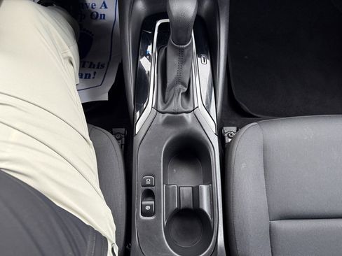 Certified 2024 Toyota Corolla LE image 21