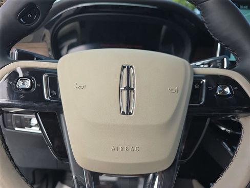 New 2026 Lincoln Corsair Reserve AWD/4WD image 19