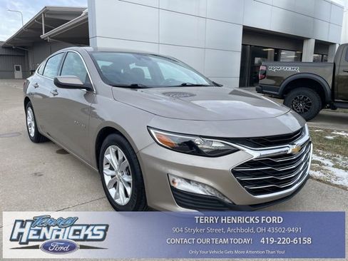 Used 2024 Chevrolet Malibu LT image 1