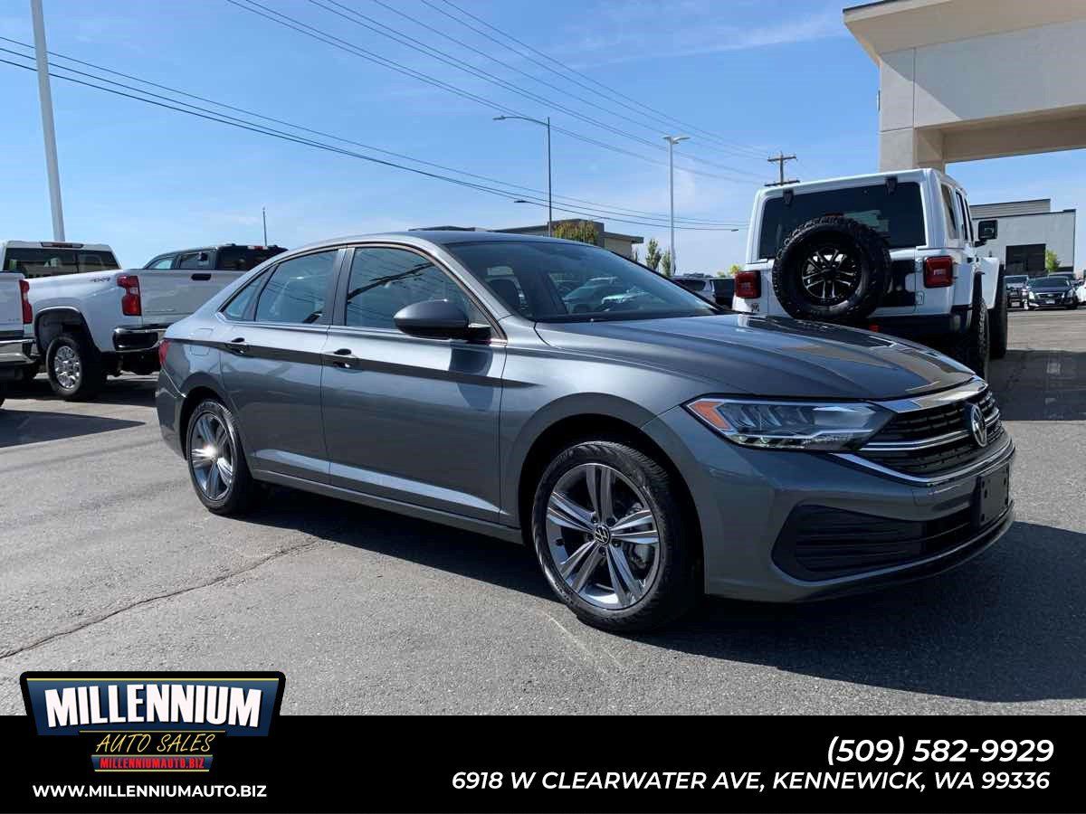 Used 2024 Volkswagen Jetta SE FWD image 1