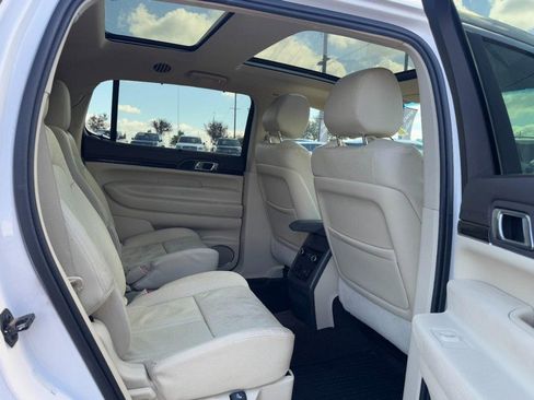 Used 2014 Lincoln MKT AWD w/ Equipment Group 201A image 13