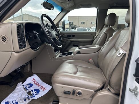 Used 2007 GMC Sierra 2500 SLT w/ Heavy-Duty Power Package image 11