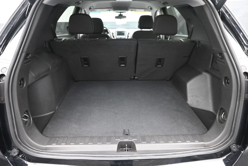 Used 2024 Chevrolet Equinox LT AWD/4WD image 11