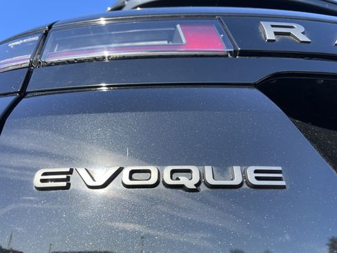 Certified 2025 Land Rover Range Rover Evoque S image 33