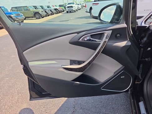 Used 2014 Buick Verano Convenience FWD image 17