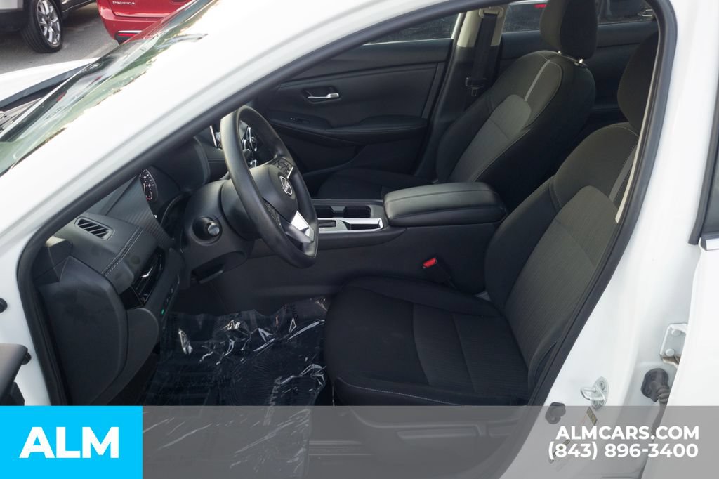Used 2024 Nissan Sentra SV FWD image 15
