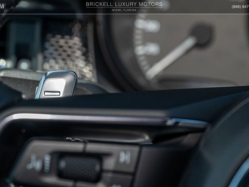 Used 2024 Porsche Macan image 32