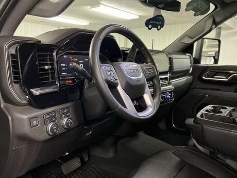 Certified 2025 GMC Sierra 2500 SLE w/ SLE Value Package; AWD/4WD image 10