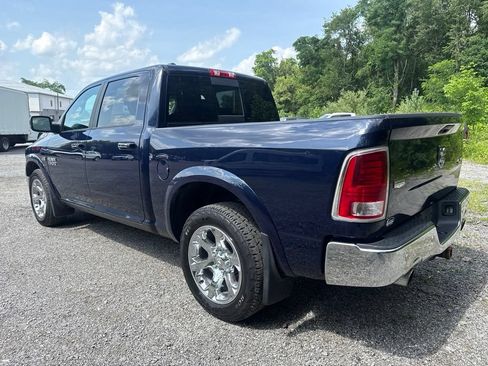 Used 2017 RAM 1500 Laramie AWD/4WD image 7