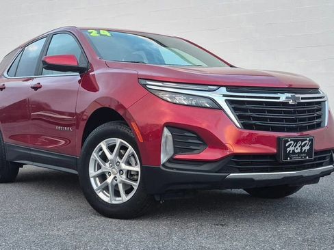 Used 2024 Chevrolet Equinox LT w/ LPO, Floor Liner Package image 2