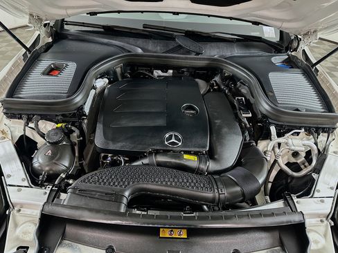 Used 2022 Mercedes-Benz GLC 300 4MATIC w/ Premium Package Lite image 33