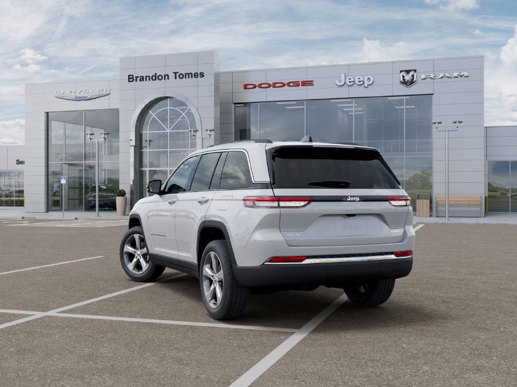 New 2026 Jeep Grand Cherokee Limited w/ Luxury Tech Group II AWD/4WD image 3