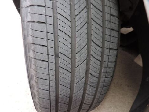 Certified 2024 Chevrolet Equinox LT image 17