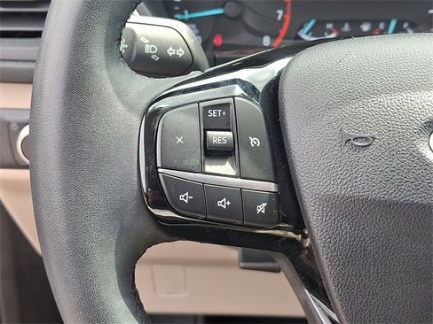 Used 2022 Ford Escape SE w/ Cold Weather Package image 21