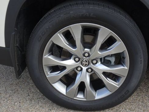 Used 2024 Toyota Grand Highlander AWD image 29