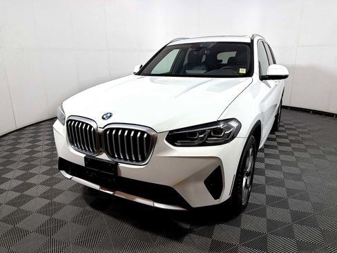 Used 2023 BMW X3 xDrive30i w/ Premium Package AWD/4WD image 3