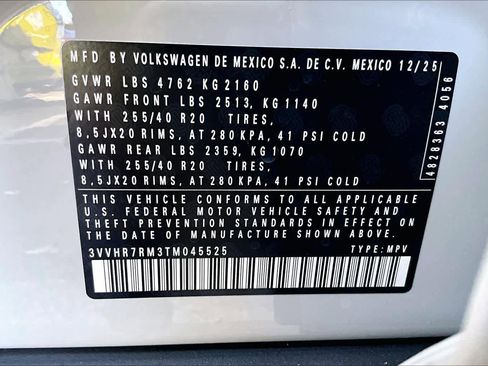 New 2026 Volkswagen Tiguan SE R-Line image 18