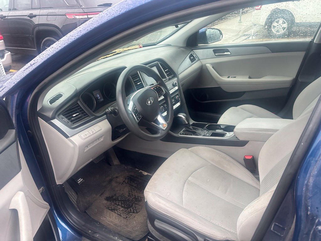 Used 2018 Hyundai Sonata SE w/ Winter Weather Package FWD image 15