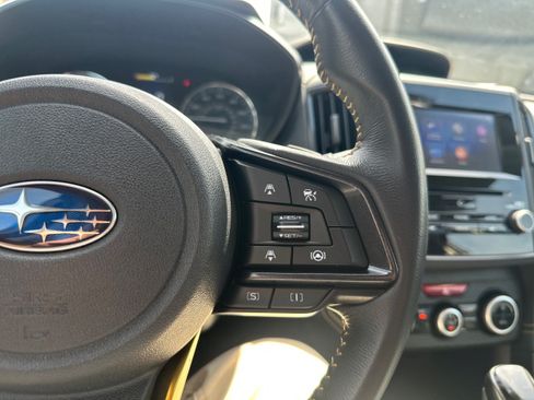 Used 2022 Subaru Crosstrek 2.5i Sport AWD/4WD image 32