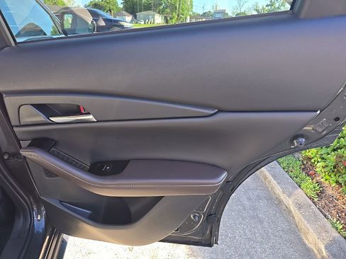 Used 2024 MAZDA CX-30 AWD 2.5 S w/ Premium Package image 36