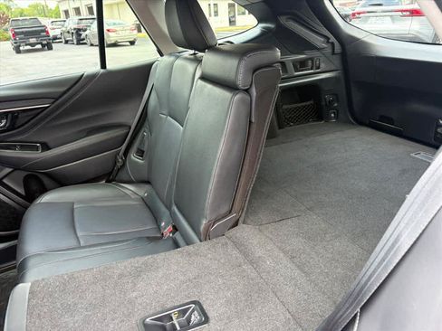 Used 2024 Subaru Outback Limited AWD/4WD image 8