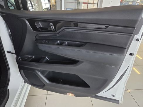 Certified 2025 Honda Odyssey Elite image 22