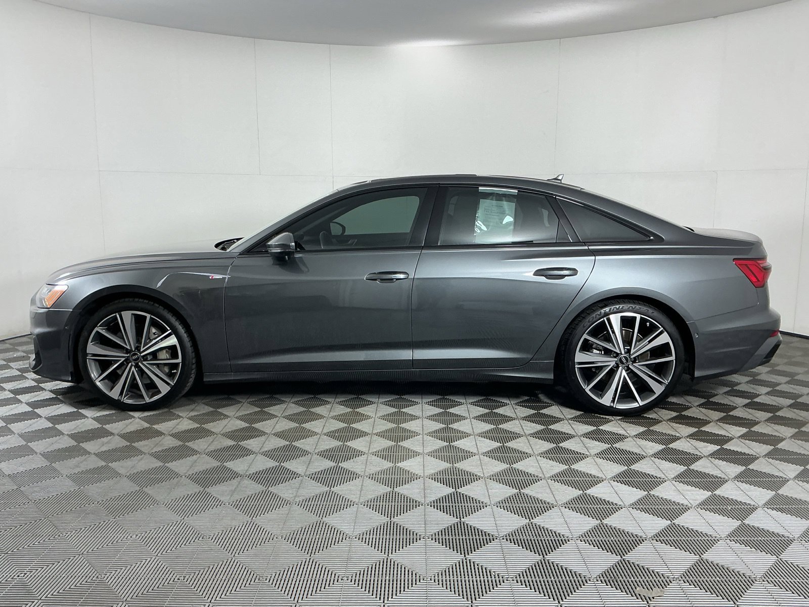 Used 2025 Audi A6 3.0T Prestige w/ Prestige Package AWD/4WD image 4