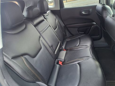 Used 2018 Jeep Compass Limited image 28