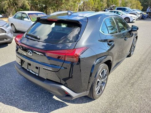 Used 2023 Lexus UX 250h FWD w/ Premium Package image 10