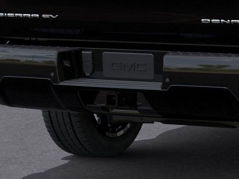 New 2025 GMC Sierra EV Denali image 14