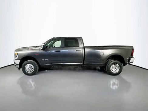 New 2026 RAM 3500 Big Horn AWD/4WD image 4