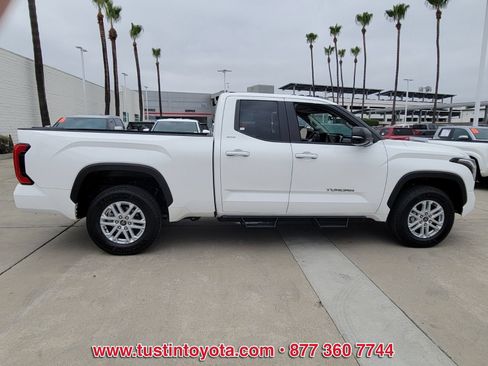 Used 2024 Toyota Tundra SR5 w/ SR5 Premium Package AWD/4WD image 3