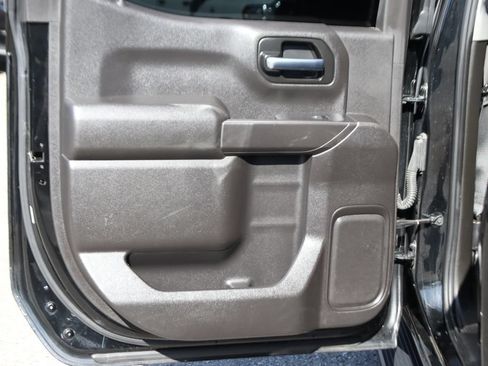 Used 2020 Chevrolet Silverado 1500 LT w/ All-Star Edition RWD image 33