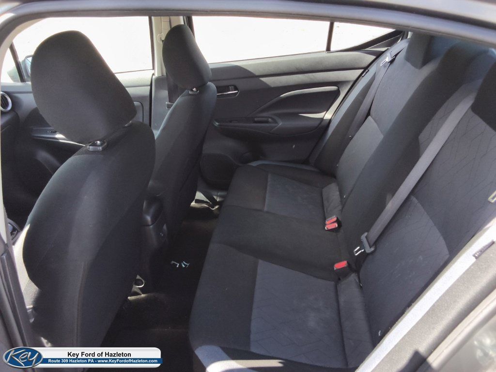 Used 2025 Nissan Versa SV FWD image 14
