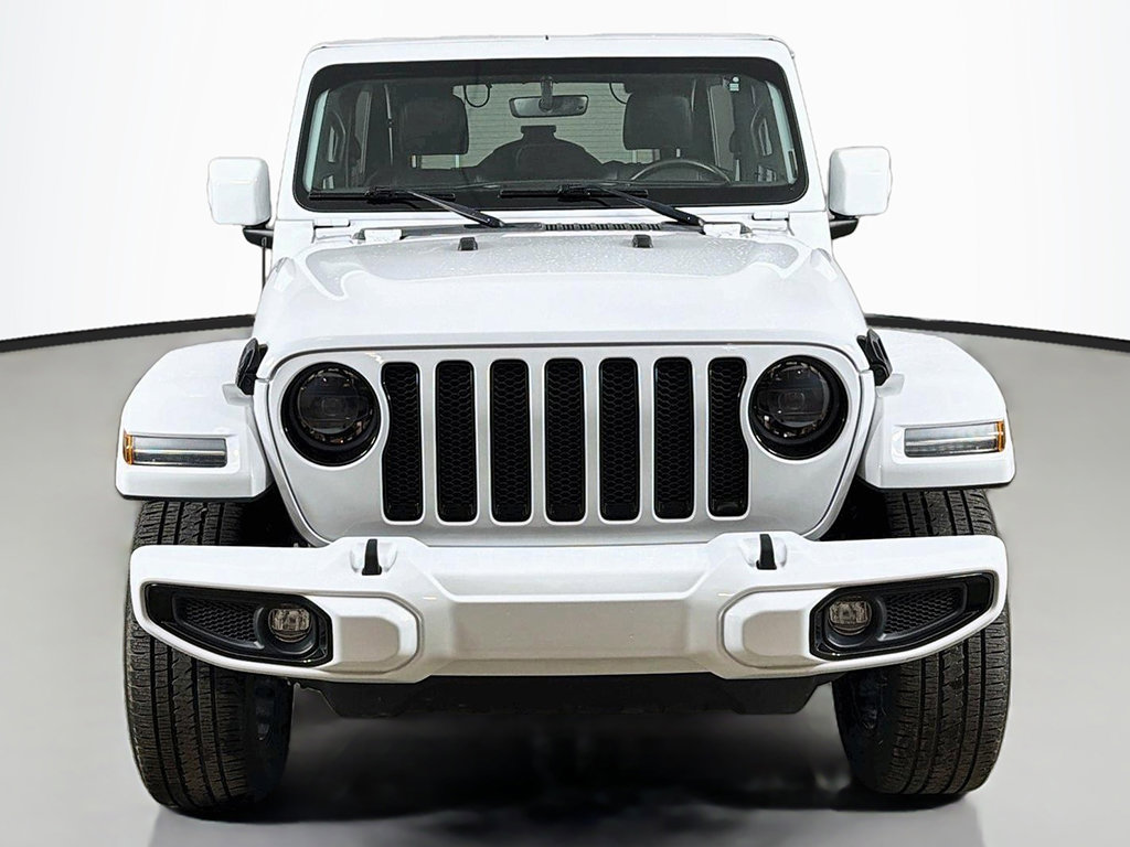 Used 2023 Jeep Wrangler Unlimited Sahara AWD/4WD image 12