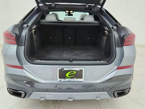 Used 2026 BMW X6 xDrive40i w/ Climate Comfort Package image 14