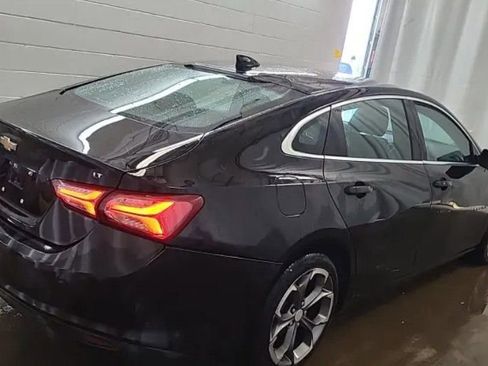 Used 2022 Chevrolet Malibu LT FWD image 3
