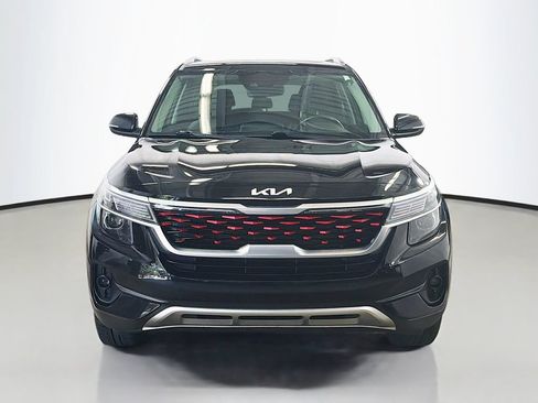 Used 2023 Kia Seltos EX AWD/4WD image 2