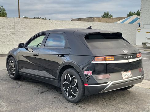 Certified 2024 Hyundai Ioniq 5 SEL image 28