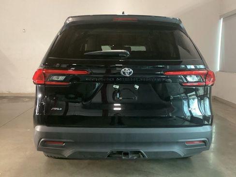 Used 2024 Toyota Grand Highlander XLE image 21