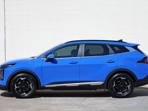 Used 2026 Kia Sportage EX w/ EX Panorama Roof Package FWD image 46