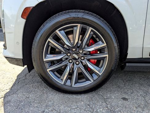 Used 2022 Cadillac Escalade ESV Sport Platinum image 60