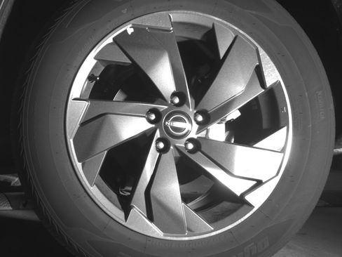 Used 2025 Nissan Rogue SV AWD/4WD image 14