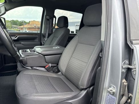 Used 2025 Chevrolet Silverado 3500 LT AWD/4WD image 21